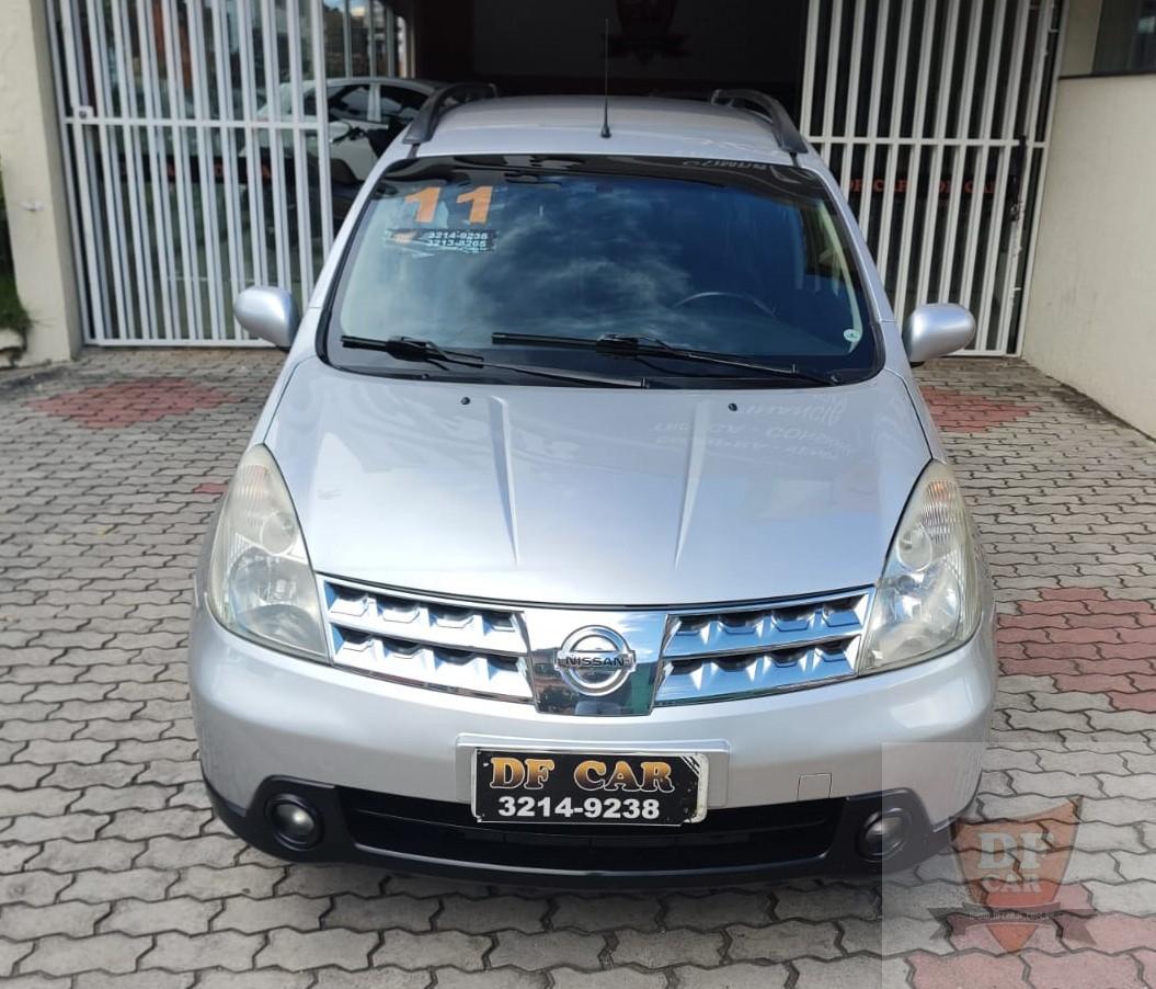 Nissan Livina  SL 1.8 7 lugares 2011